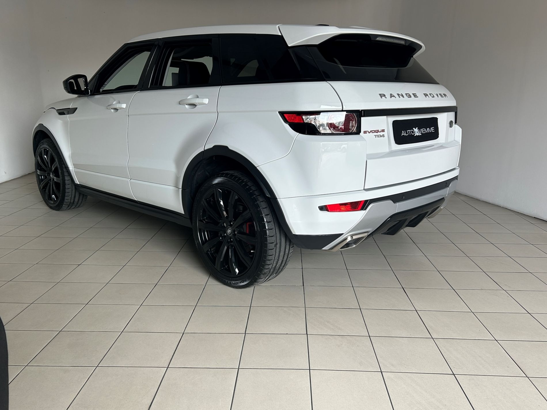 Land Rover Range Rover Evoque Dynamic 2.2 td4 SE 150cv automatico 9 rapporti - Autoviemme